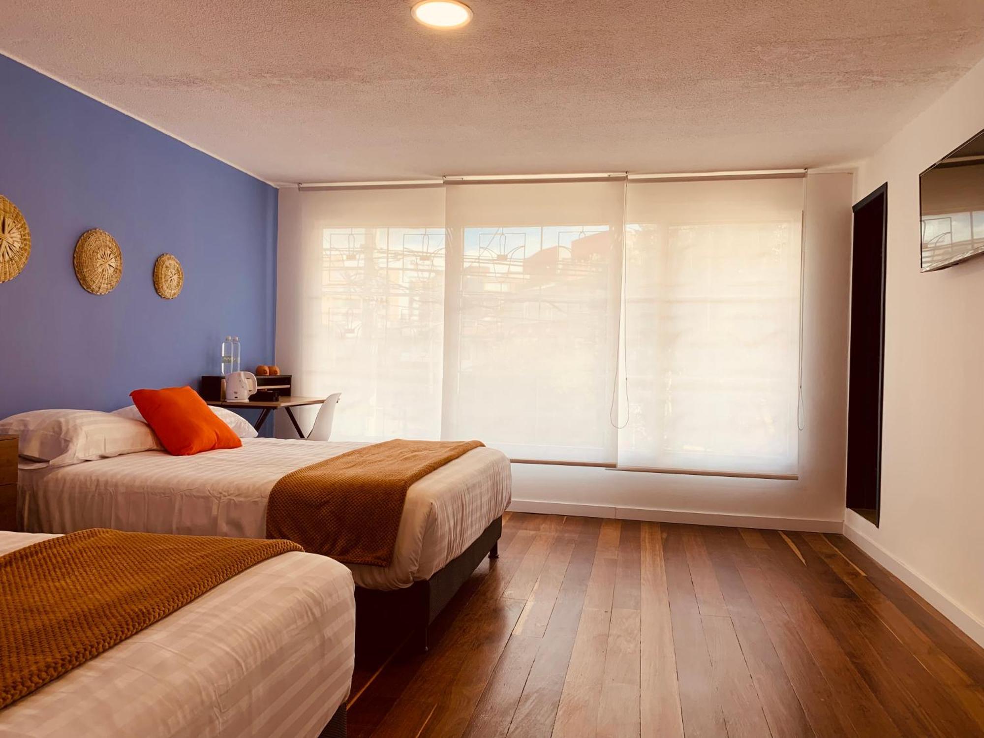 Casa Creazzo 62 - Movistar Arena, Vive Claro Hostel - Bogota — Photos 3
